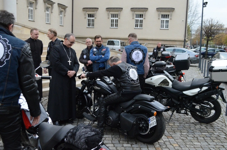 Katolickie Bractwo Motocyklowe u metropolity katowickiego