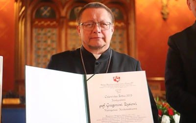 Kard. Grzegorz Ryś Człowiekiem Roku 2025