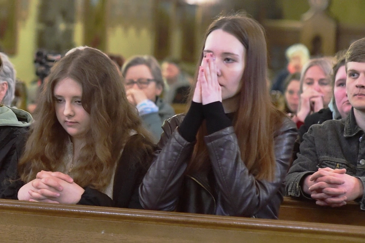 Pielgrzymka maturzystów do Gietrzwałdu