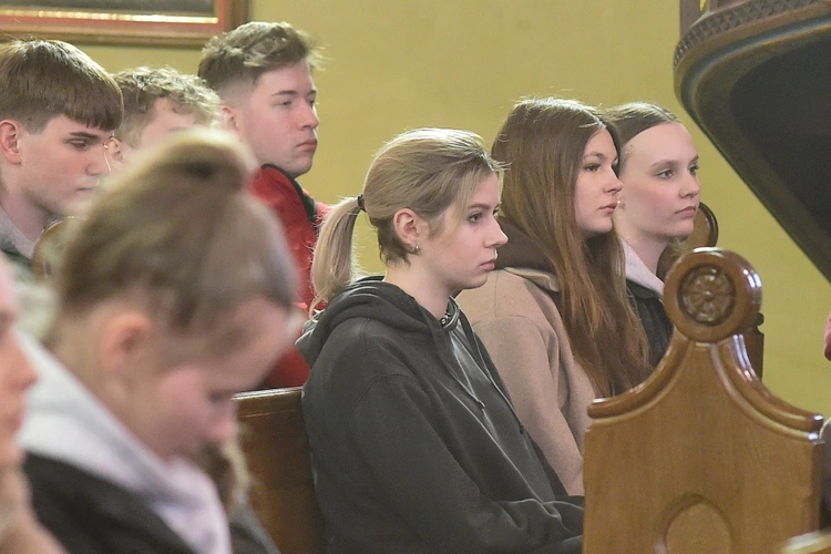 Pielgrzymka maturzystów do Gietrzwałdu