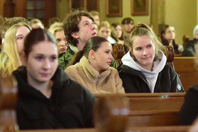 Pielgrzymka maturzystów do Gietrzwałdu