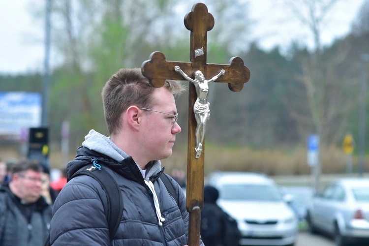 Pielgrzymka maturzystów do Gietrzwałdu