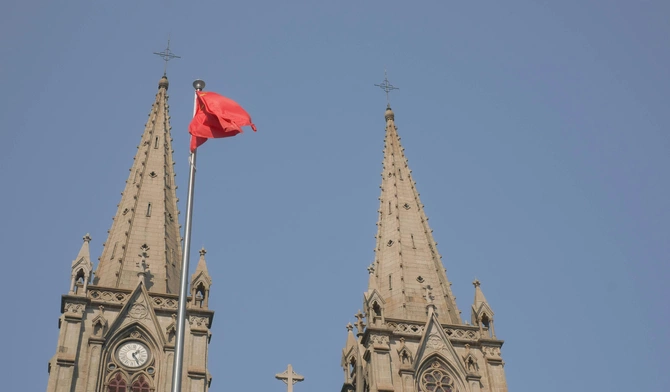 "Przymusowe zaginięcia", zatrzymania i zakazy. Narastają represje na katolików w Chinach