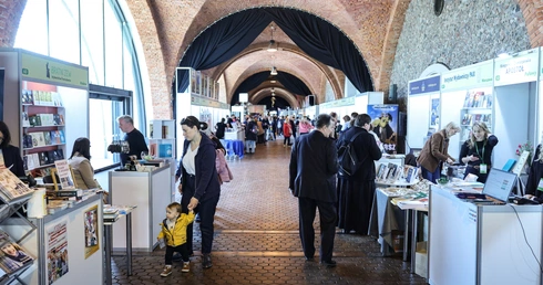 Trwają Targi Wydawców Katolickich - dziś wręczenie Nagród Feniks