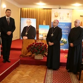 Wspólne świętowanie 65. urodzin bp. Marka Mendyka i ks. prał. Marka Korgula