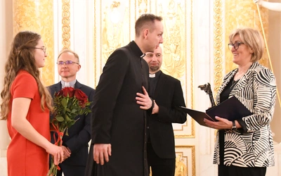 „Myślimy o dzieciach jak rodzice”. Mały Feniks Specjalny trafił do „Małego Gościa Niedzielnego”