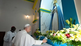 Leon XIV: Różaniec zobowiązuje. „Świat bez wojen i niesprawiedliwości zaczyna się od naszego serca”