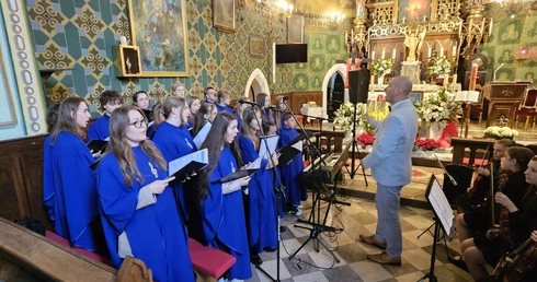 Biblia kompasem naszego życia