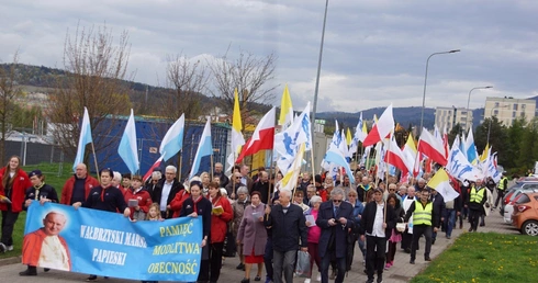 Przez Wałbrzych przeszedł IV Marsz Papieski