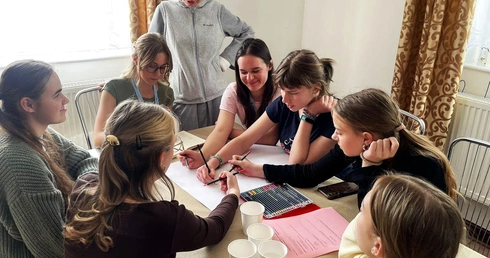 "Debora i Judyta. Boże feministki?" - to hasło przewodnie ostatnich rekolekcji "Córki Króla"