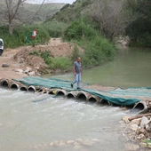Tymczasowa przeprawa na rzece Litanii