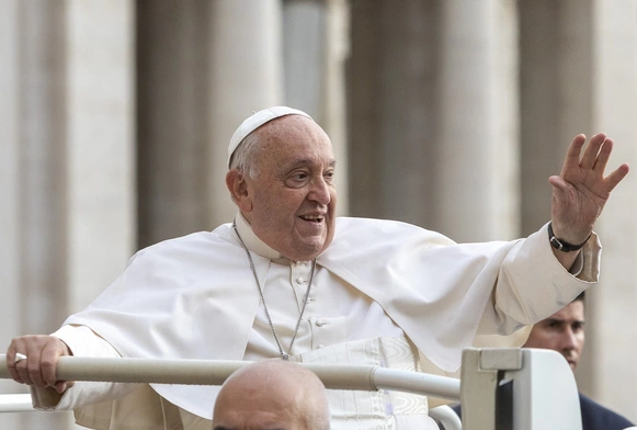 Osobisty pielęgniarz Franciszka: płakał z radości, kiedy po szpitalu znów zawiozłem go na plac