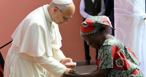 Gdzie diamenty nie dają chleba, a Papież daje nadzieję