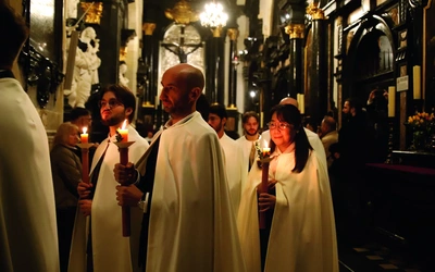 Japonka ochrzczona na Wawelu. Jaka była jej droga do wiary?