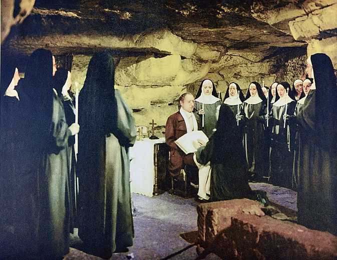 Film z 1960 roku z Jeanne Moreau w roli Matki Marii od Wcielenia i Pascale Audret jako Blanche de La Force to dzieło głęboko zakorzenione w duchowości chrześcijańskiej.