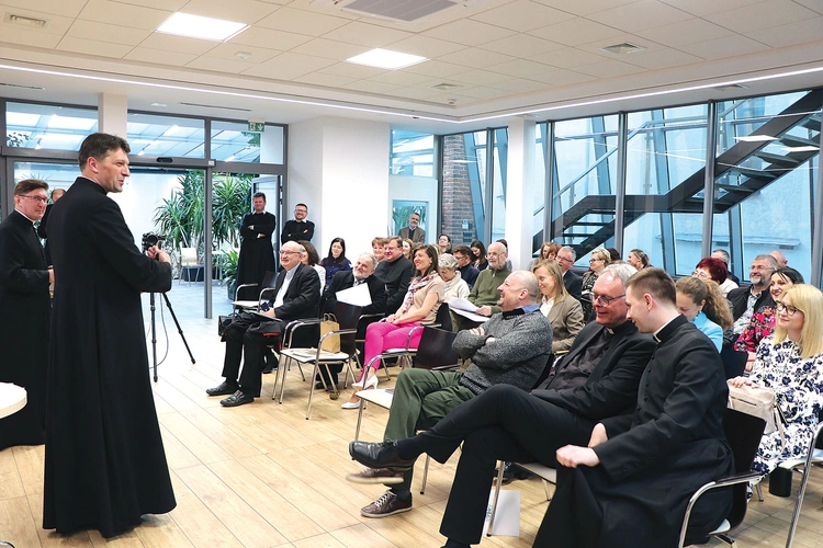 Konferencja zgromadziła czołowych badaczy nauczania świętego kardynała. 