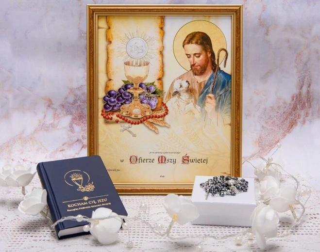 Co potrzebne do Komunii dla chłopca i dziewczynki?