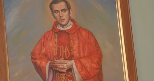 Nowa analiza sekcji ks. Popiełuszki. „Nie ma dowodów na wielodniowe tortury”