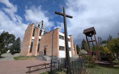 Kościół św. Marka Ewangelisty w Dąbrowie Leśnej