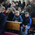 Wprowadzenie relikwii św. Jana Pawła II do parafii w Jesionce - Msza św.
