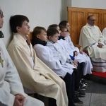 Wprowadzenie relikwii św. Jana Pawła II do parafii w Jesionce - Msza św.