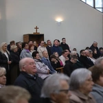 Wprowadzenie relikwii św. Jana Pawła II do parafii w Jesionce - Msza św.