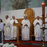 Wprowadzenie relikwii św. Jana Pawła II do parafii w Jesionce - Msza św.