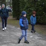 Wprowadzenie relikwii św. Jana Pawła II w Jesionce - procesja