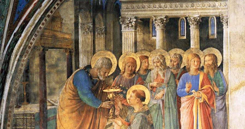 „Św. Piotr konsekruje św. Szczepana na diakona” – historia z fresku Fra Angelica