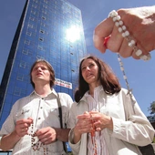 „Jedno wyjście: w górę”. Dlaczego Polska została oddana Maryi