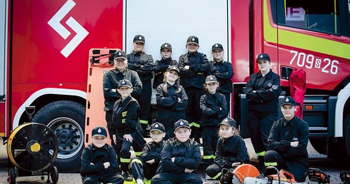 Młodzieżowe Drużyny Pożarnicze. Zabawa, pasja i inwestycja w przyszłość