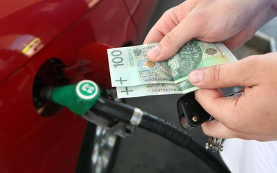 Niższe stawki VAT-u i akcyzy na niektóre paliwa będą obowiązywać do 15 maja br.