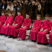 Grono katedralnych ministrantów sukcesywnie się powiększa