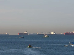 Japoński supertankowiec przepłynął przez Ormuz bez opłat tranzytowych