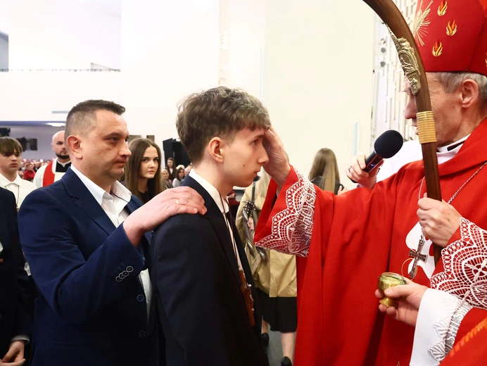 Bierzmowanie w par. Ducha Świętego w Mielcu