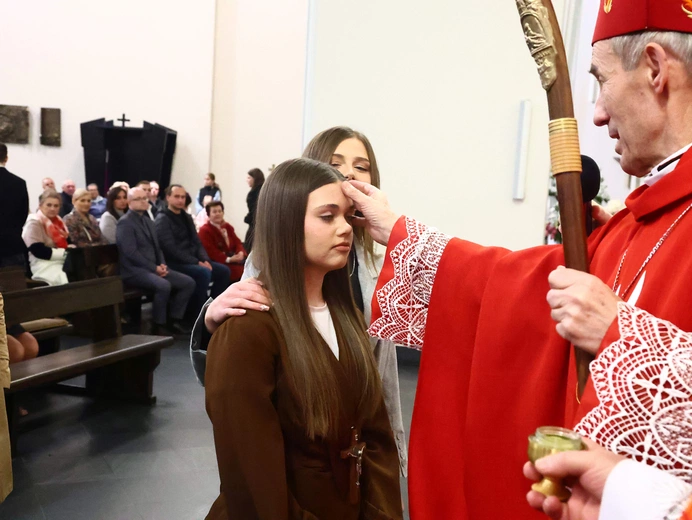 Bierzmowanie w par. Ducha Świętego w Mielcu