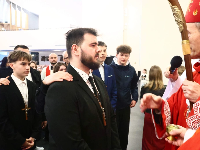 Bierzmowanie w par. Ducha Świętego w Mielcu