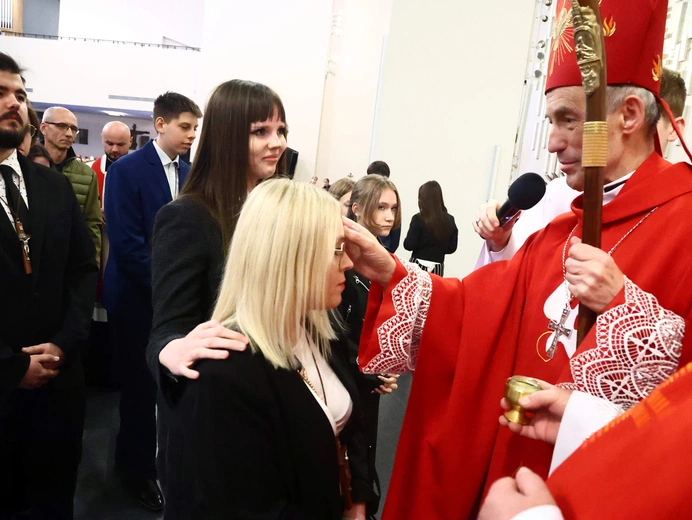 Bierzmowanie w par. Ducha Świętego w Mielcu