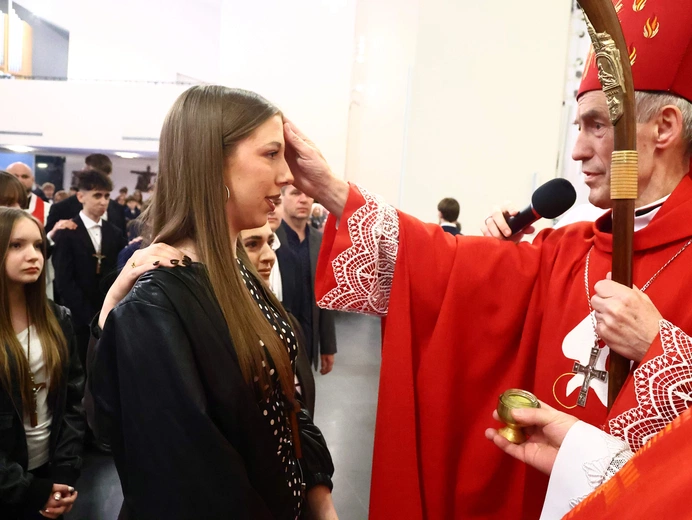 Bierzmowanie w par. Ducha Świętego w Mielcu