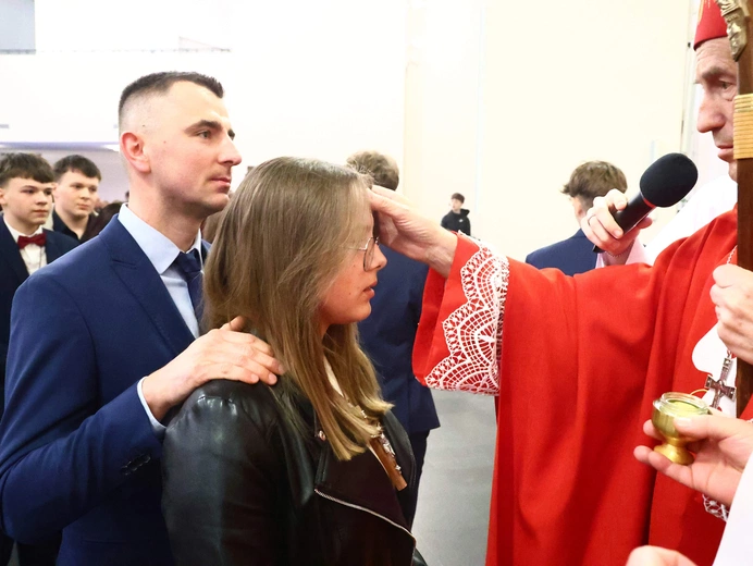 Bierzmowanie w par. Ducha Świętego w Mielcu