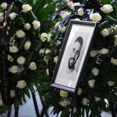 Bp Ważny na pogrzebie Łukasza Litewki: Wiedział, że ból człowieka i ból stworzenia to połączony krzyk, który trafia prosto do serca Stwórcy