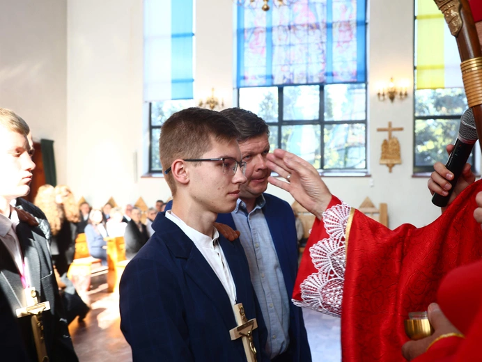 Bierzmowanie w Pustkowie