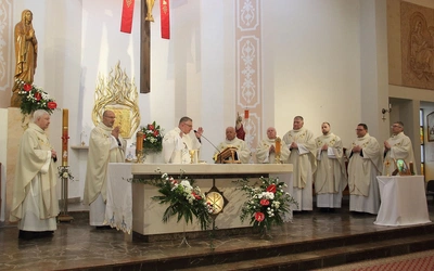 Poświęcenie ołtarza w kościele św. Józefa w Koszalinie - cz. 3