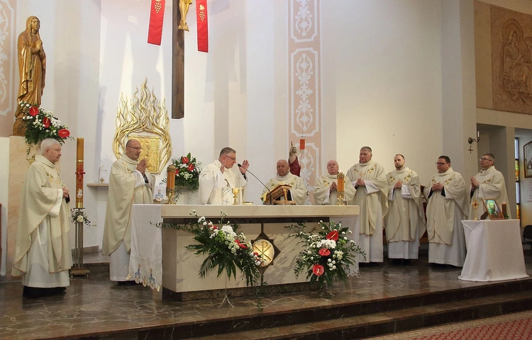 Poświęcenie ołtarza w kościele św. Józefa w Koszalinie - cz. 3