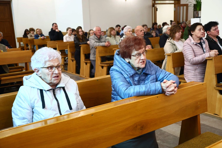 Powrót MB Tuchowskiej do parafii