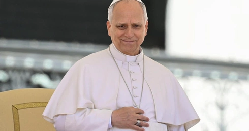 Papież do nowych biskupów: Nie zadowalajcie się przywilejami, jakie mógłby wam dawać wasz stan (pełny tekst)