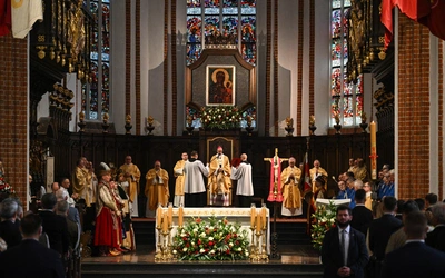 Podczas Mszy za ojczyznę w warszawskiej archikatedrze