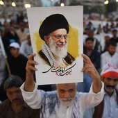 Wywiad USA: Iran potrzebuje tyle samo czasu na zbudowanie bomby atomowej, co przed wojną