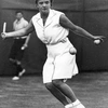 Jadwiga Jędrzejowska podczas Międzynarodowego Turnieju na kortach Chiswick w Londynie w 1938 