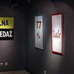 Gra w czerwone. Wystawa obrazów Marka Szyryka